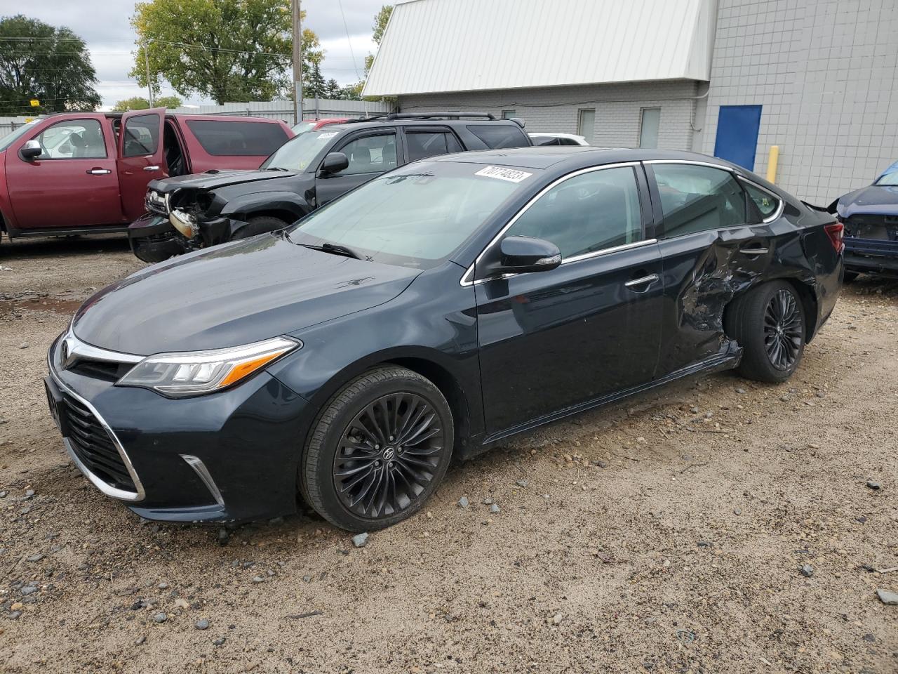 Toyota Avalon 2018