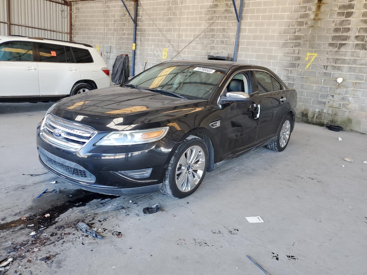 Ford Taurus 2011