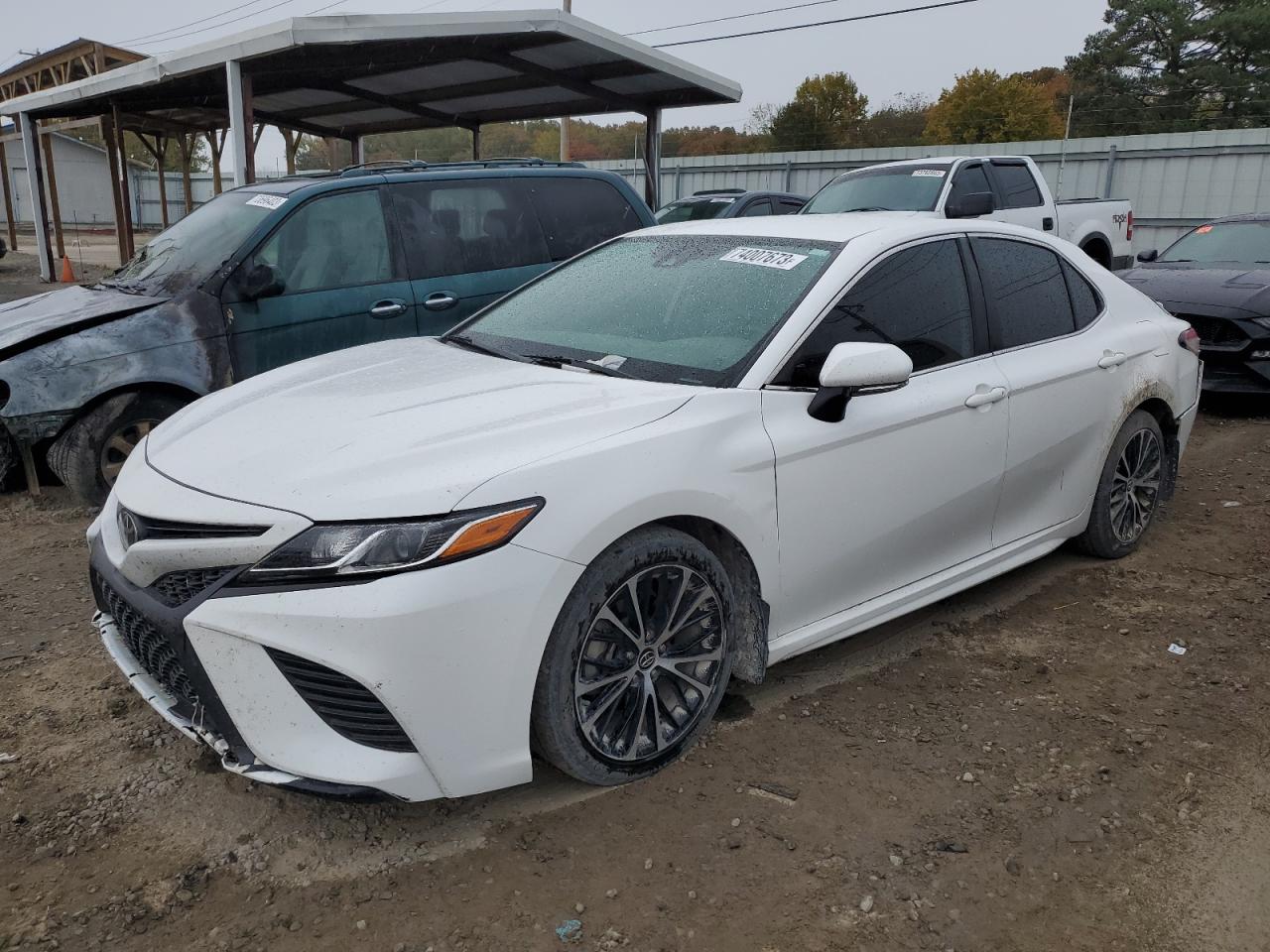 Toyota Camry 2019