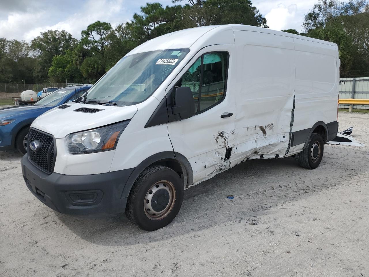 Ford Transit 2023