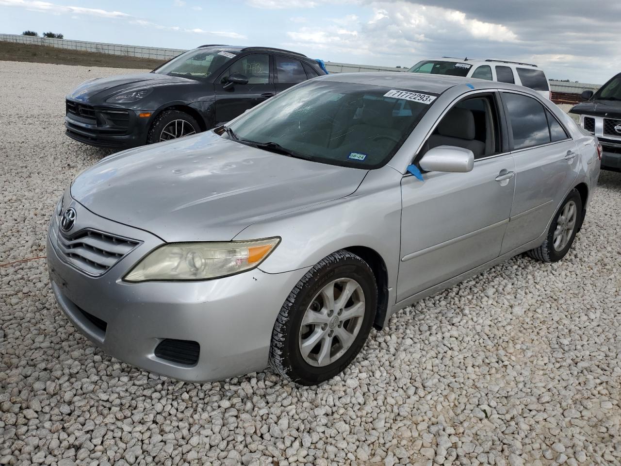 Toyota Camry 2011