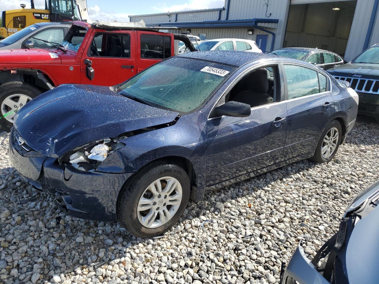 Nissan Altima 2011