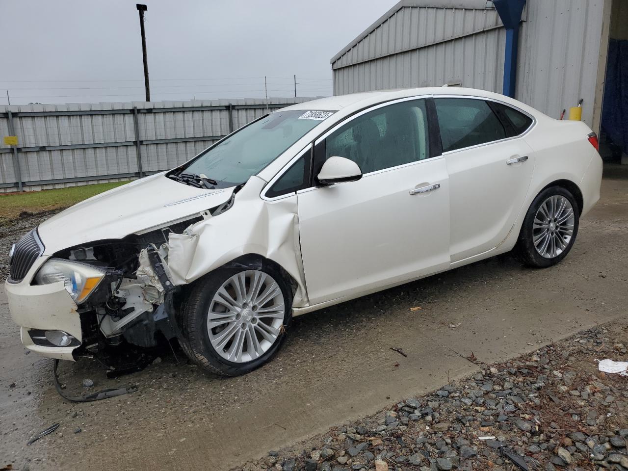Buick Verano 2013