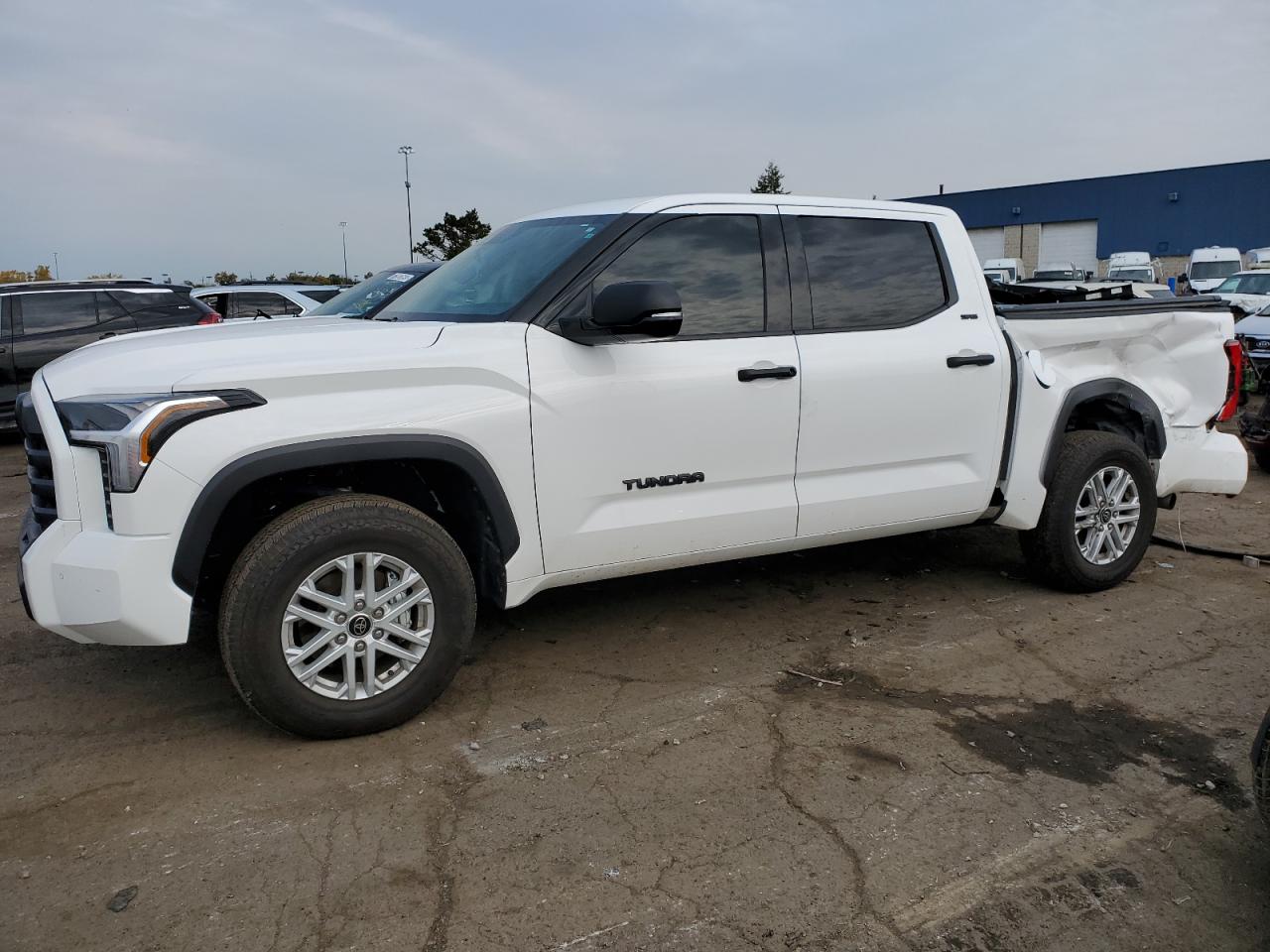 Toyota Tundra 2023