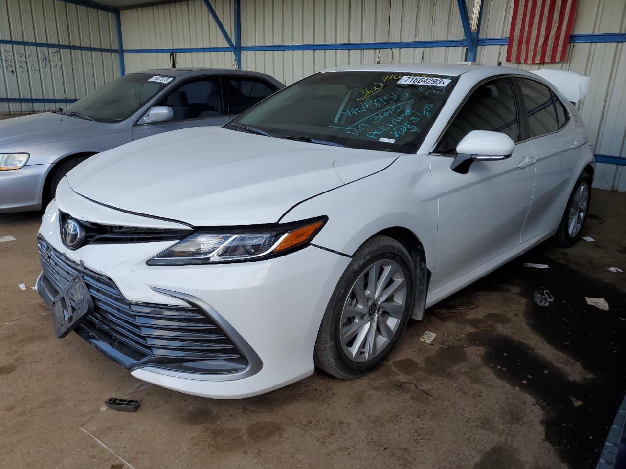 Toyota Camry 2021