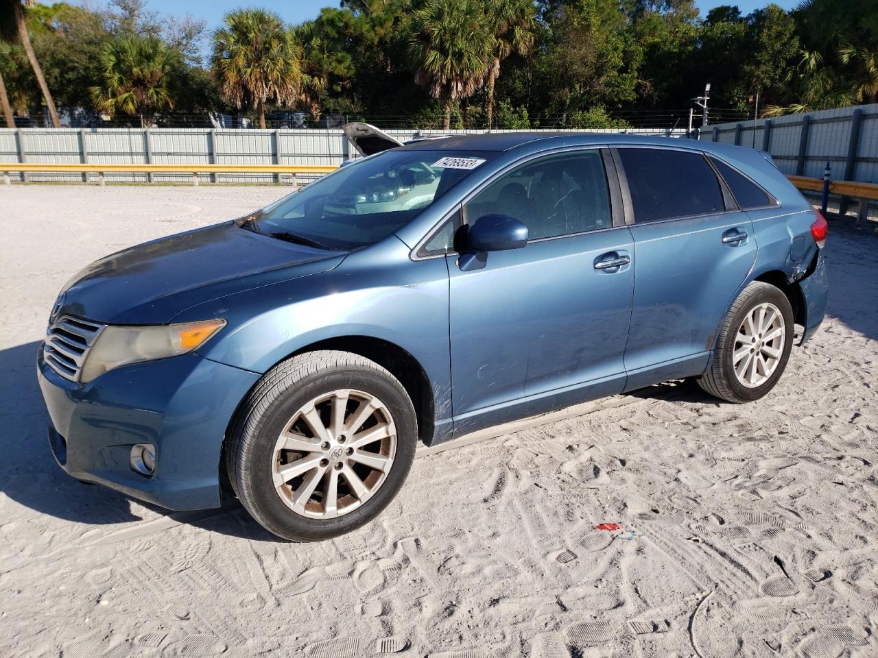 Toyota Venza 2011