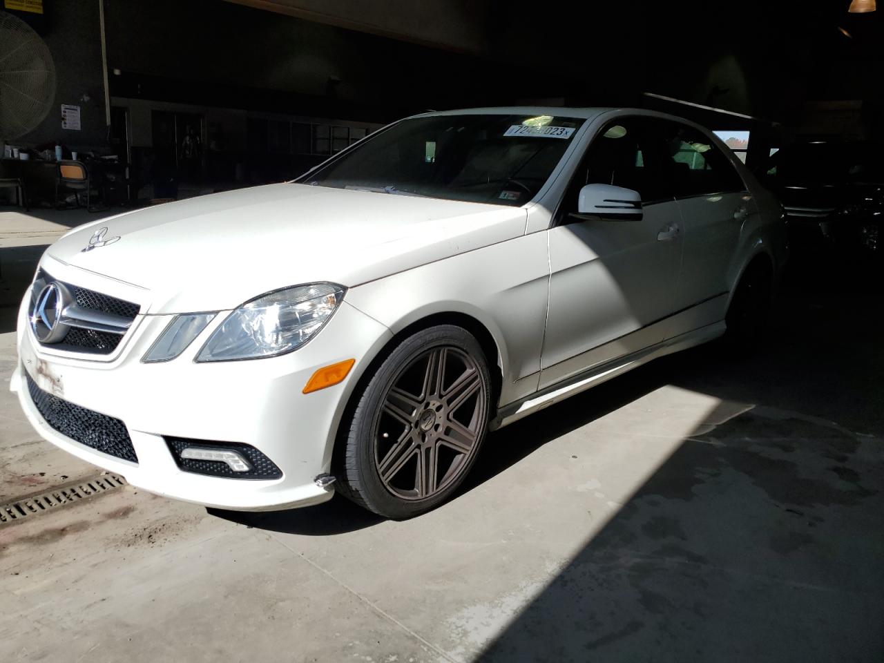 Mercedes-benz E-class 2011