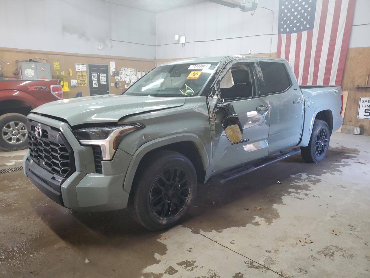Toyota Tundra 2023