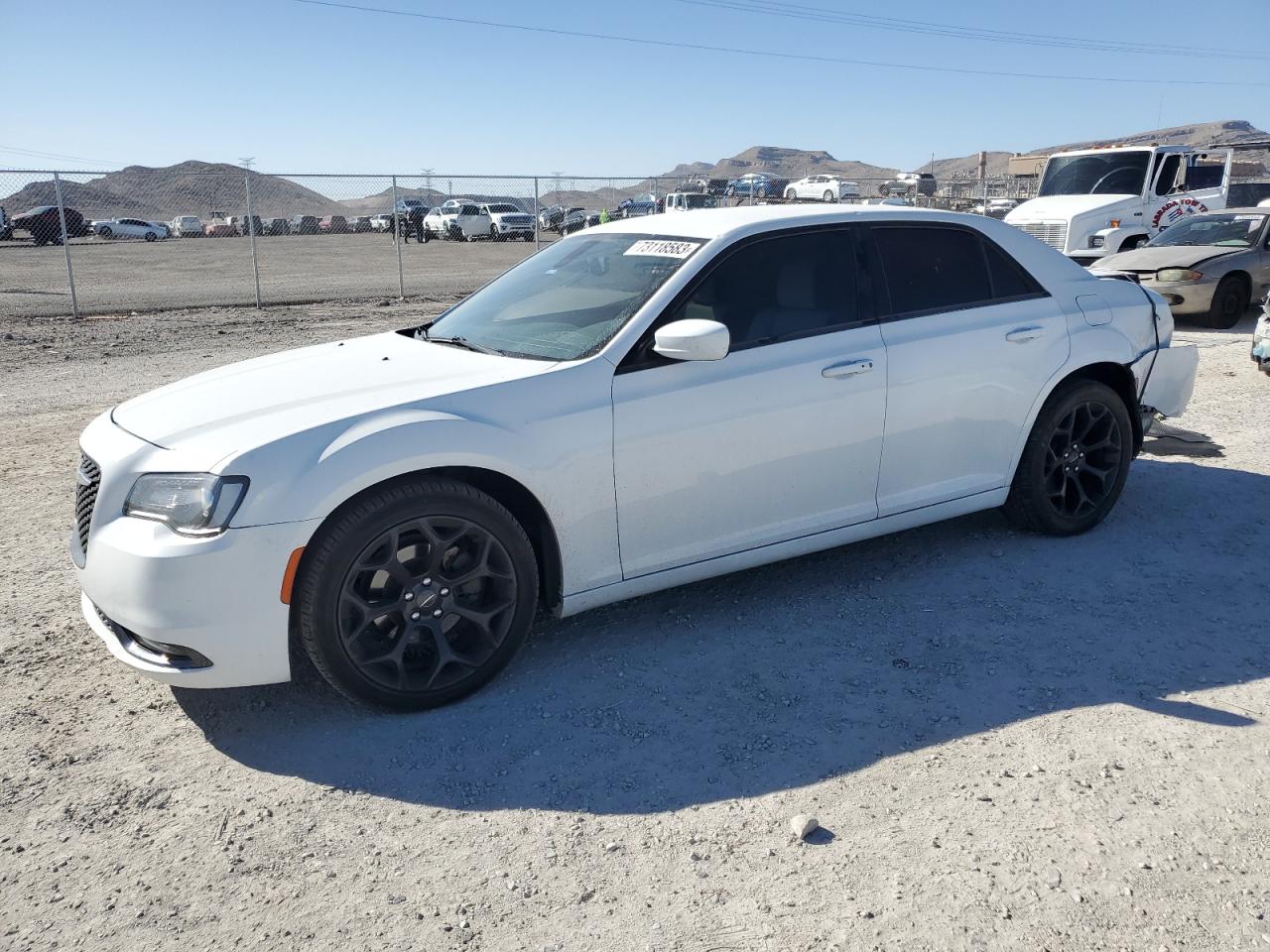Chrysler 300 2019