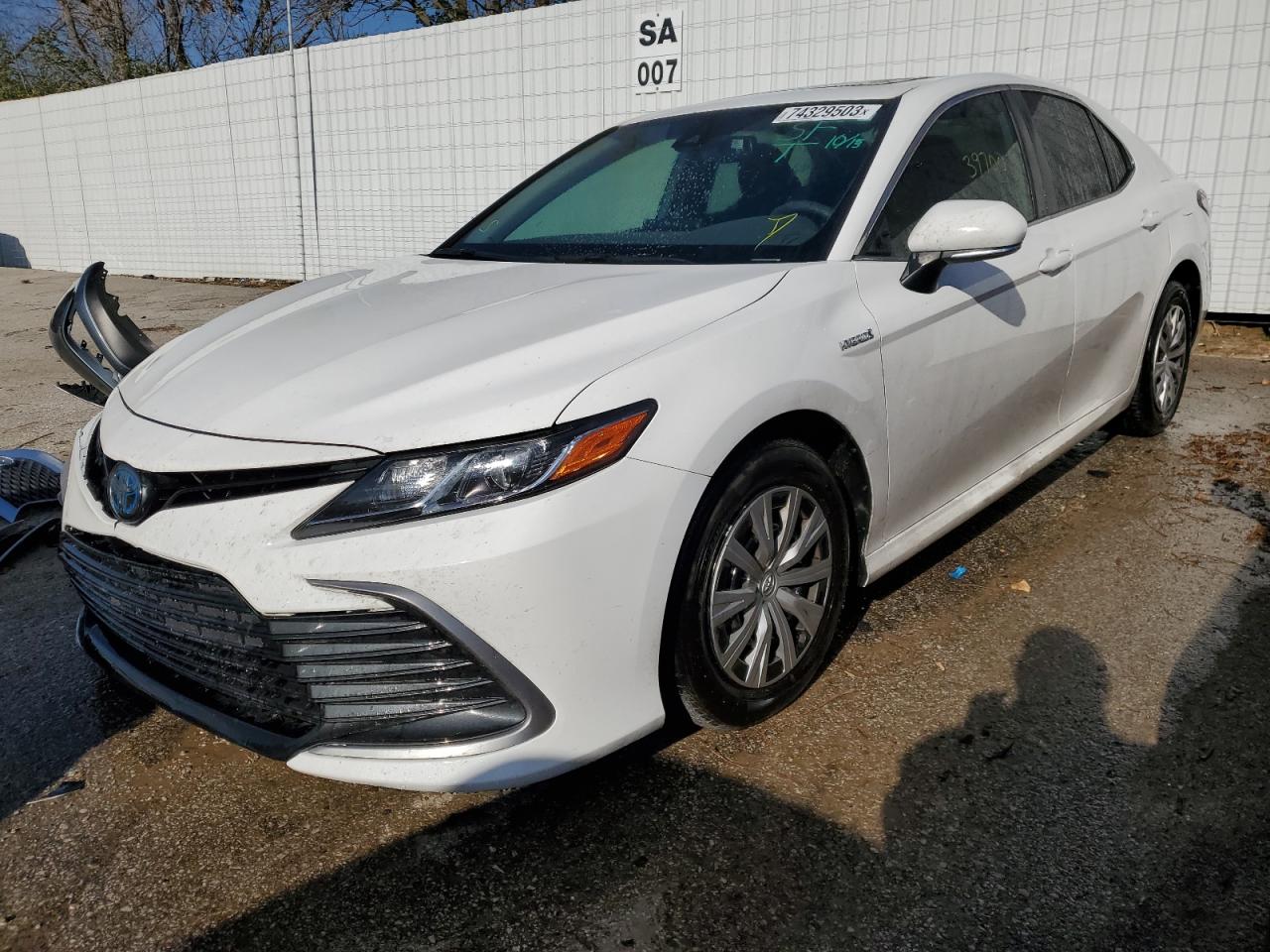 Toyota Camry 2021
