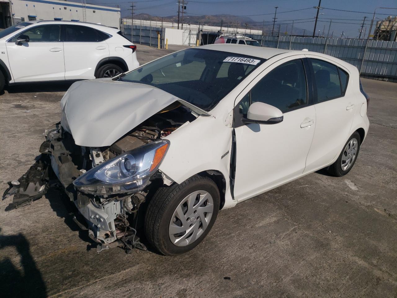 Toyota Prius c 2015