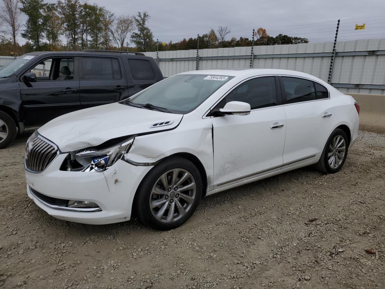 Buick Lacrosse 2016