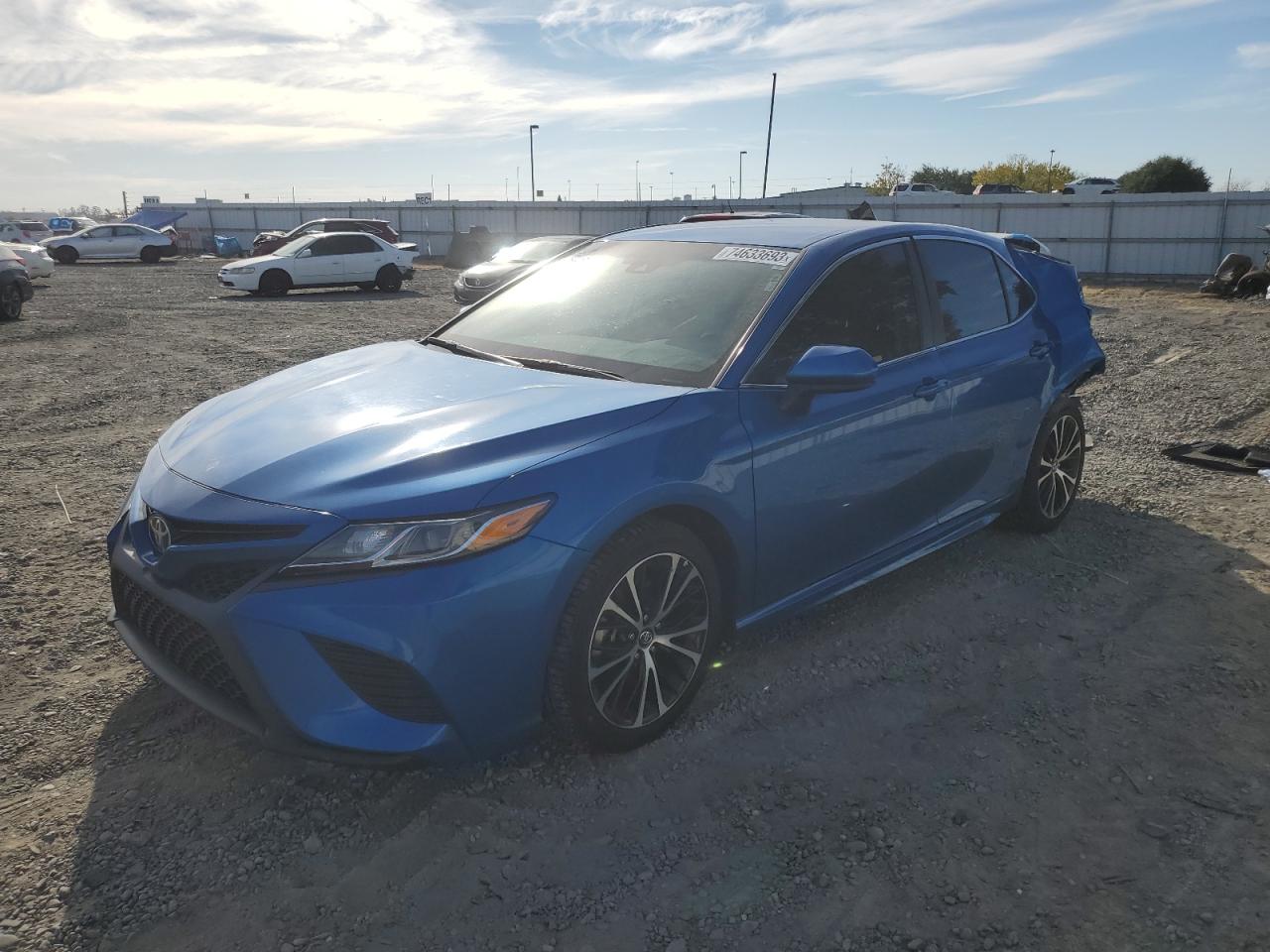Toyota Camry 2018