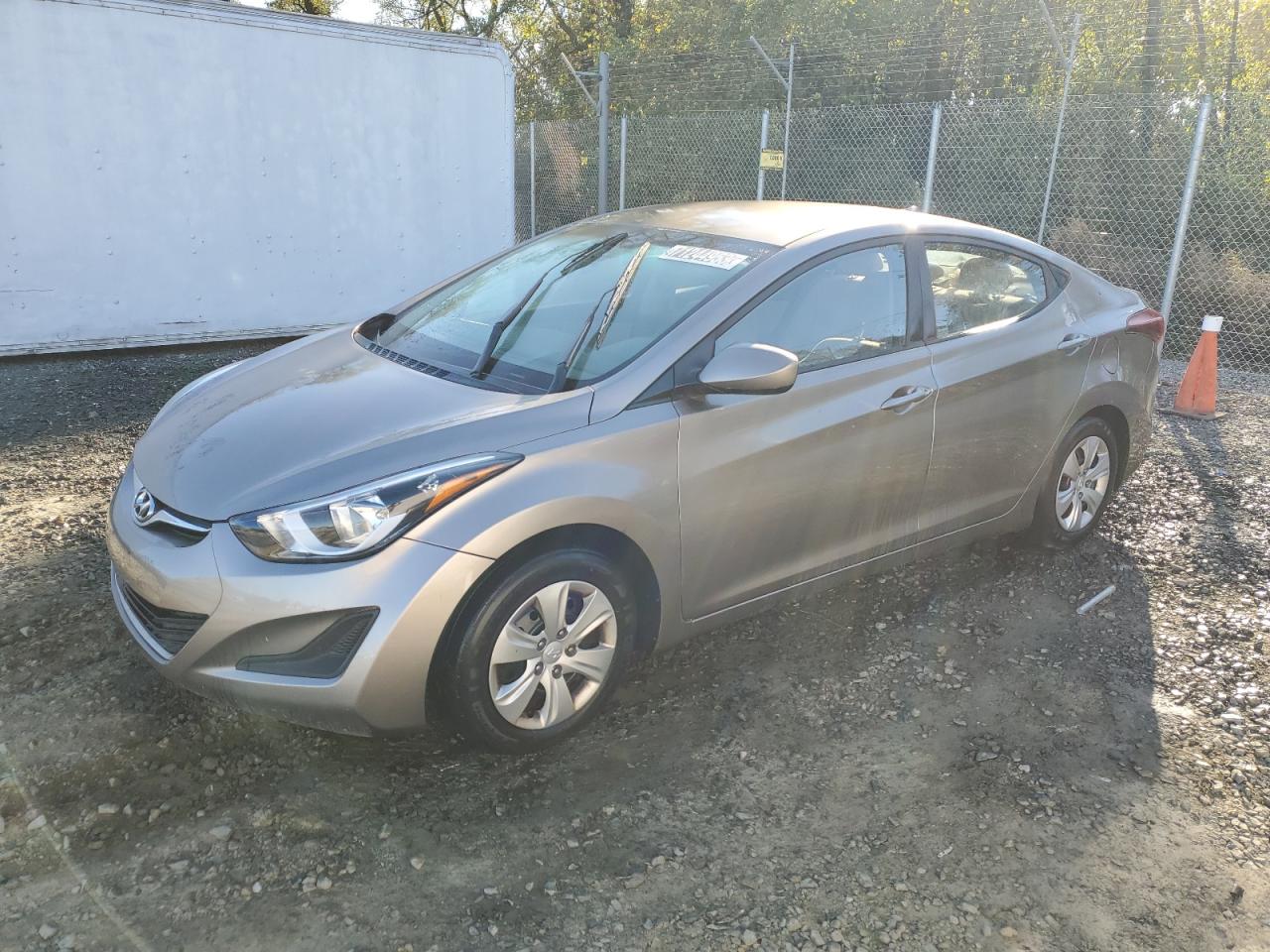 Hyundai Elantra 2016