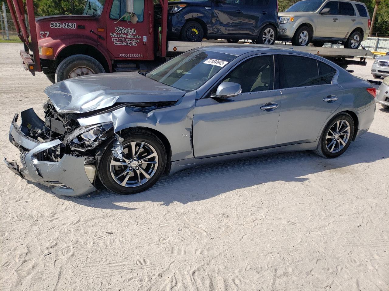 Infiniti Q50 2014