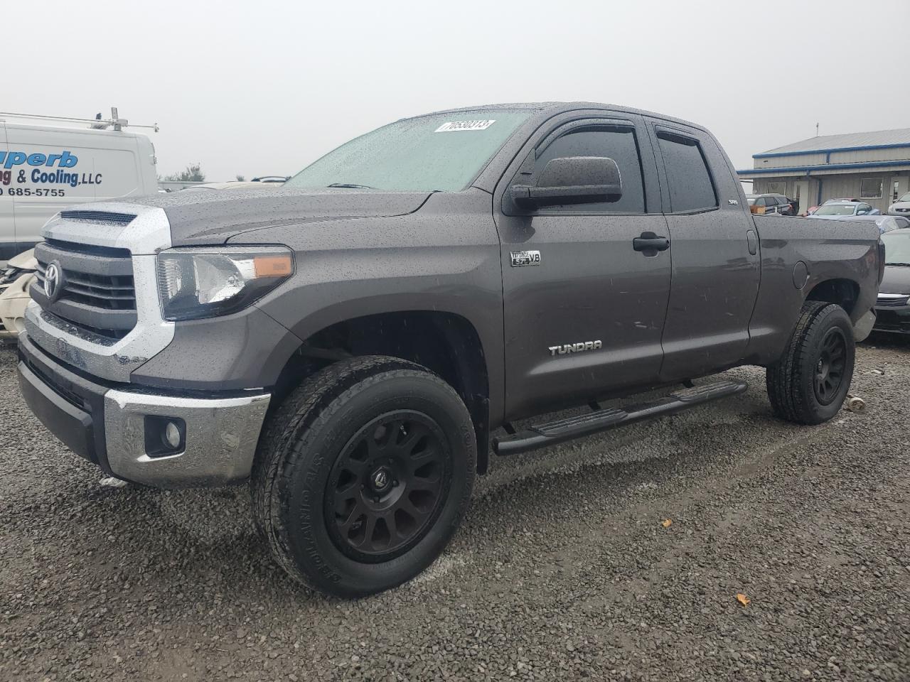 Toyota Tundra 2015