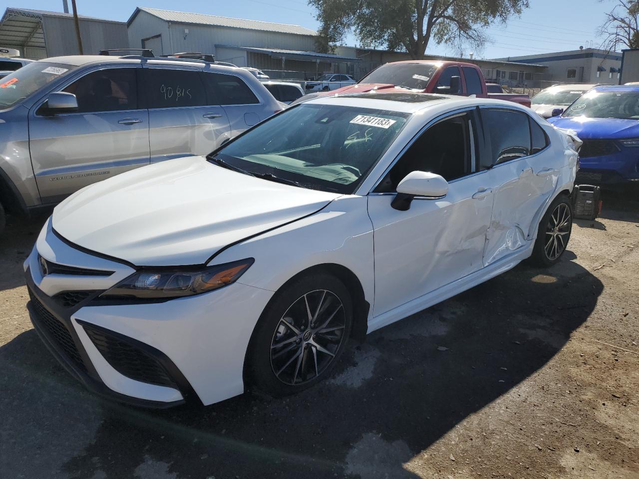 Toyota Camry 2023