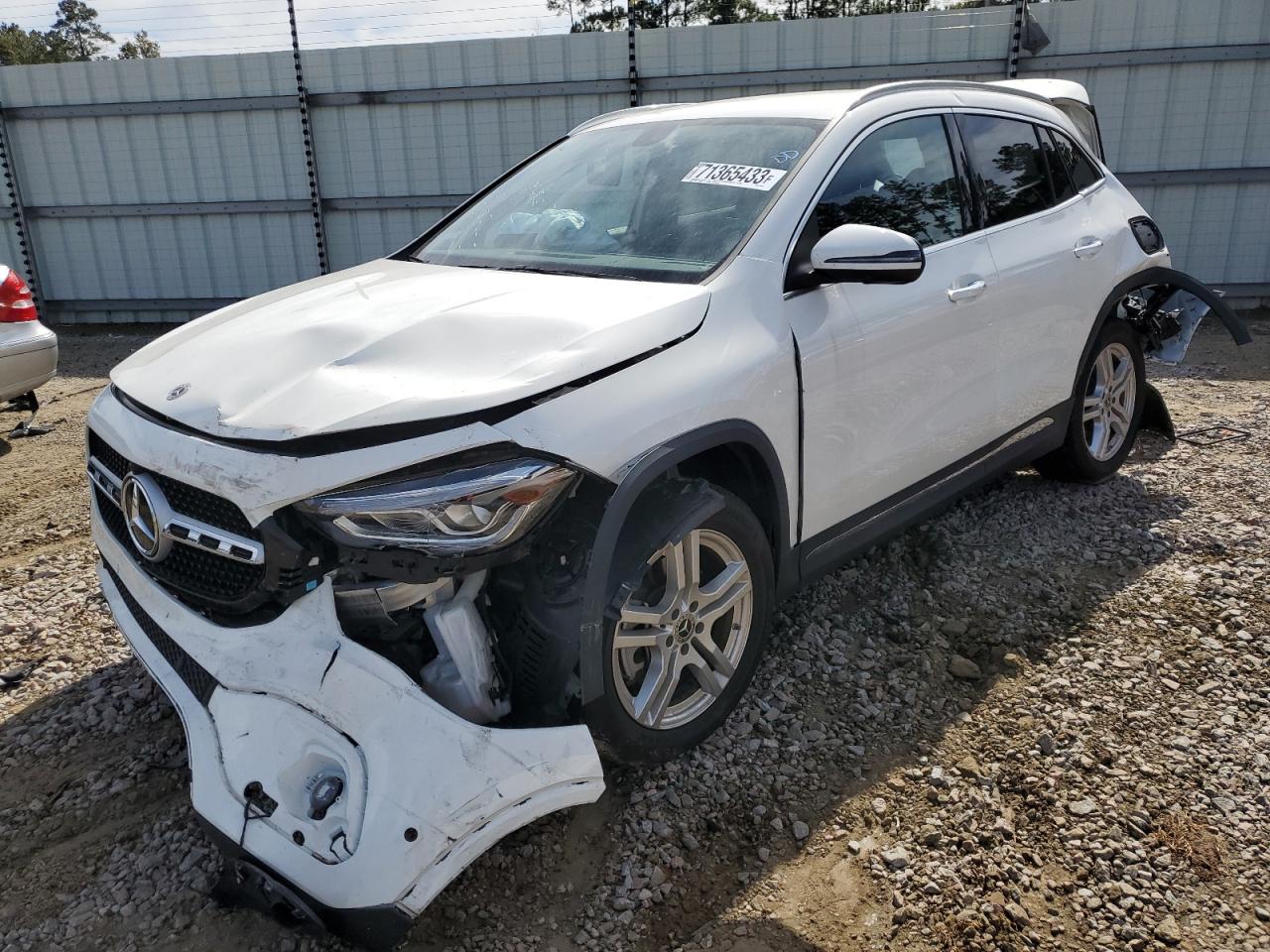 Mercedes-benz Gla-class 2022