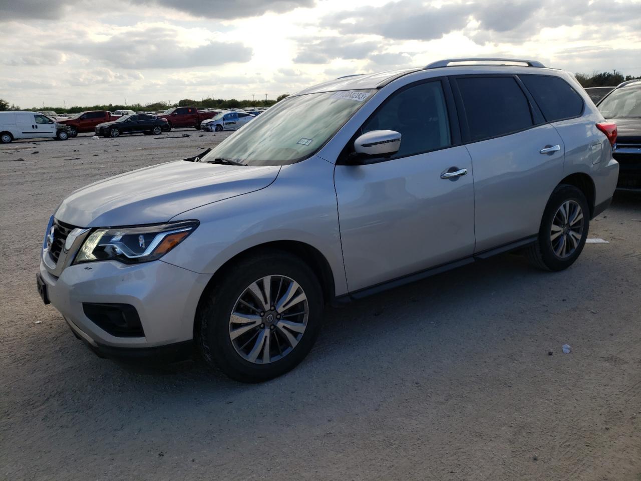 Nissan Pathfinder 2019