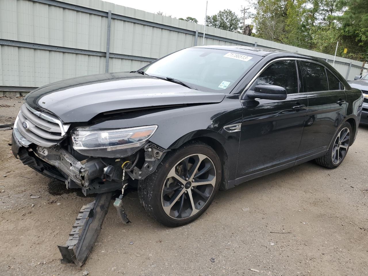 Ford Taurus 2015