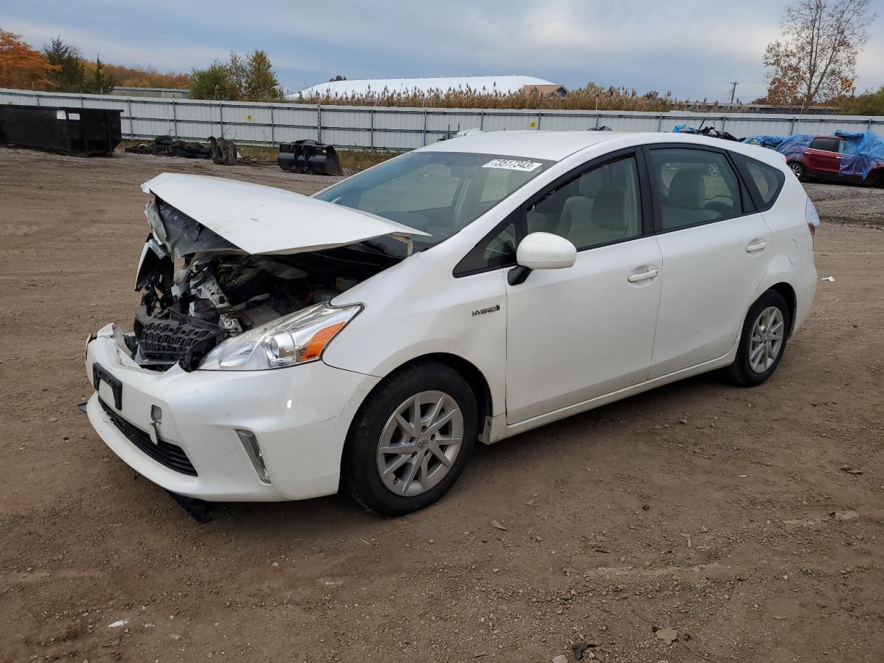 Toyota Prius v 2012