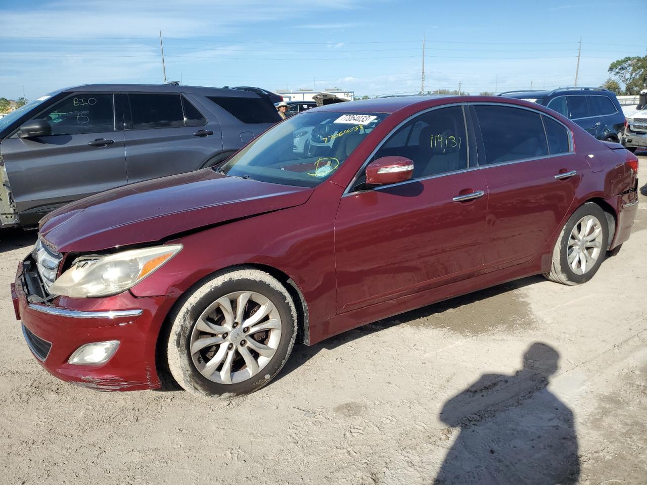 Hyundai Genesis 2013