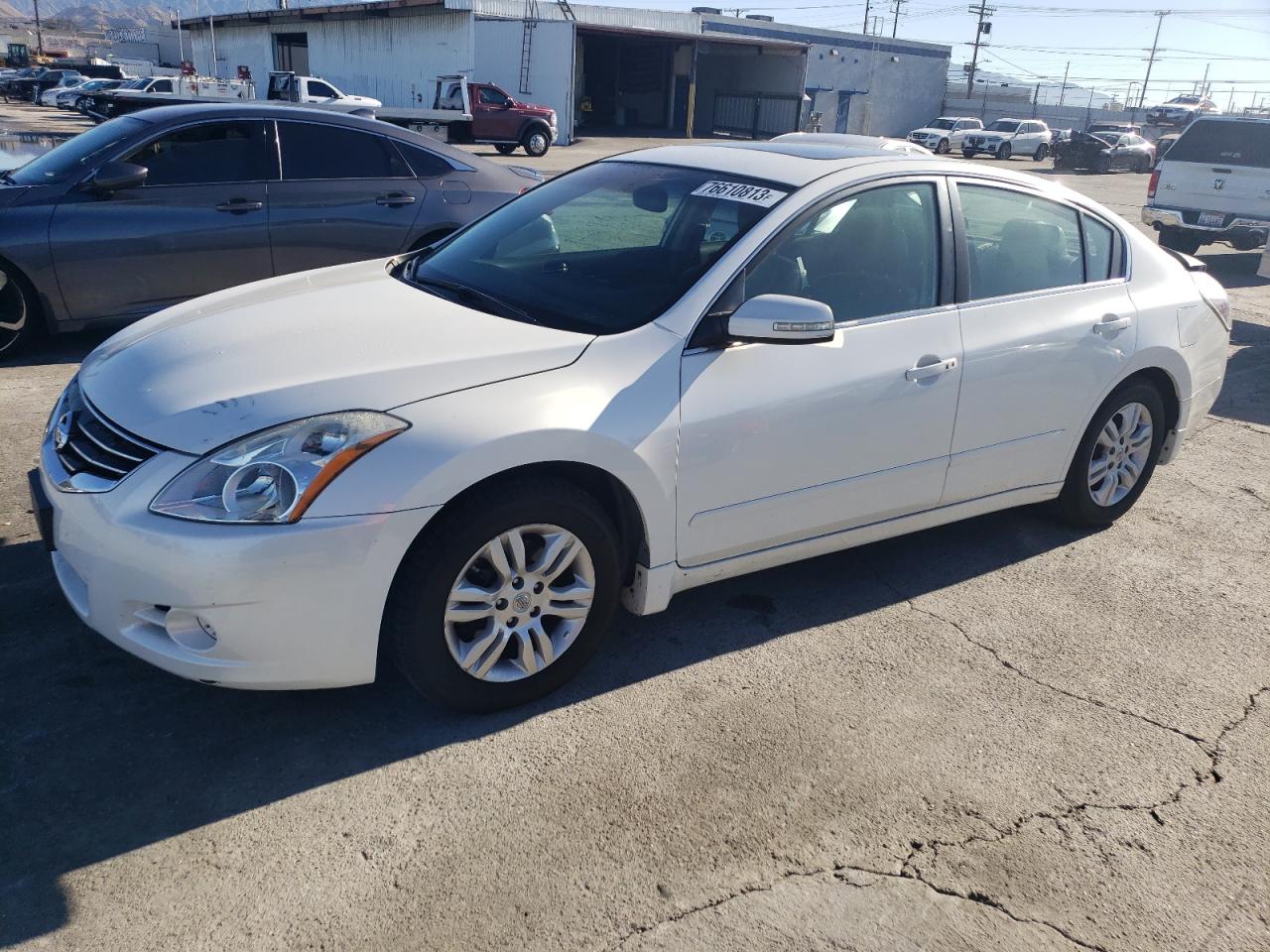 Nissan Altima 2012