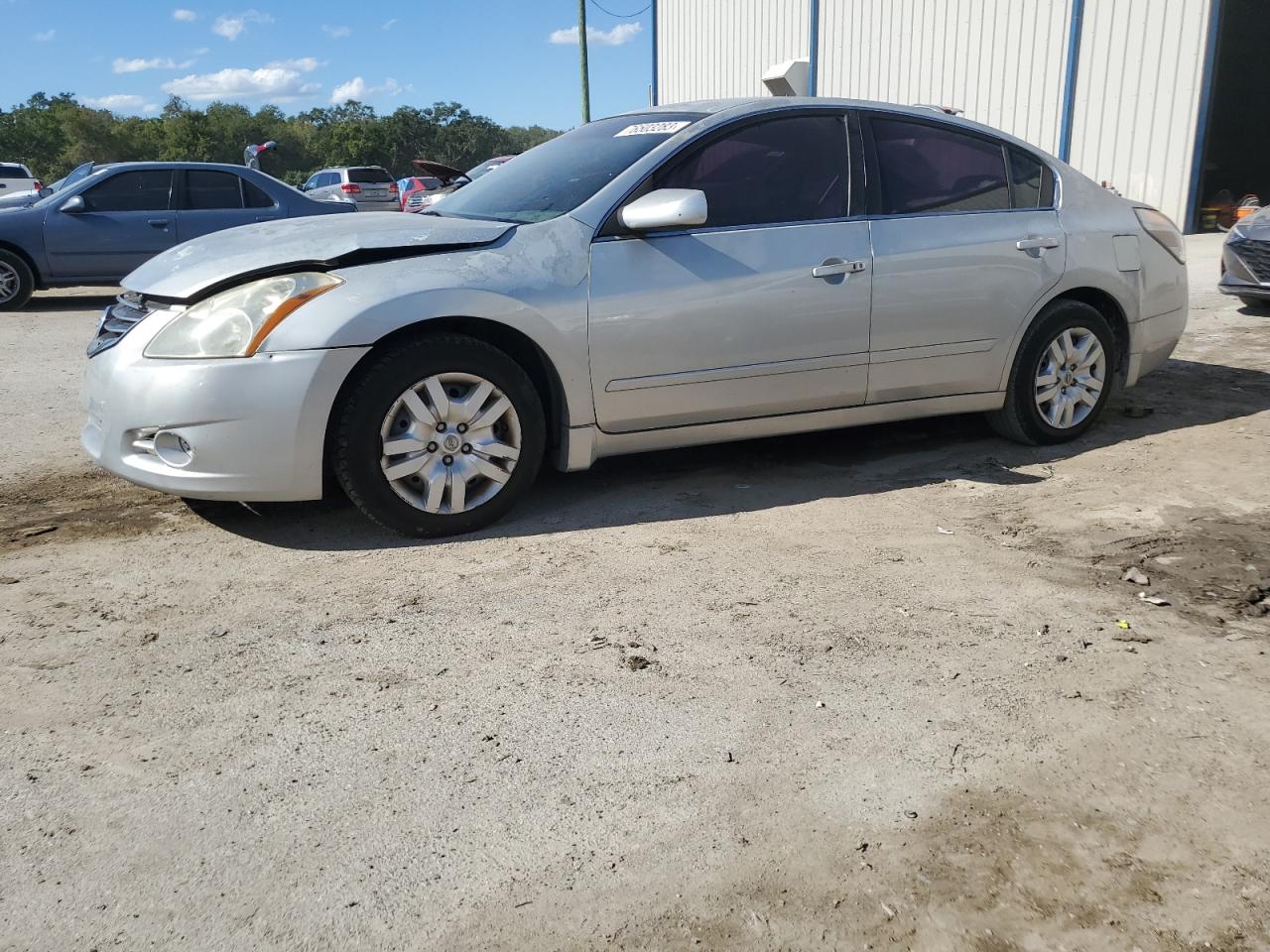 Nissan Altima 2010