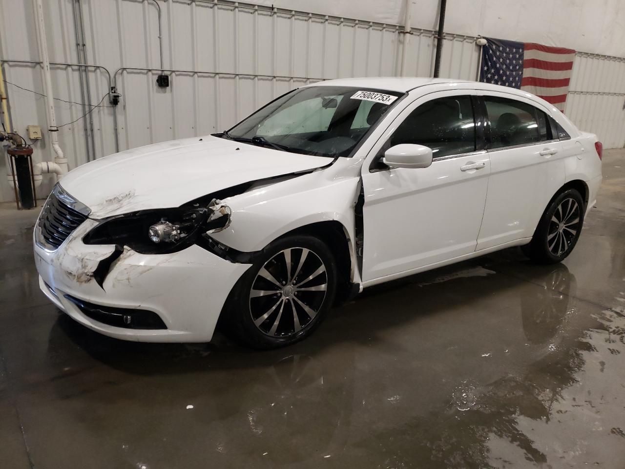 Chrysler 200 2013