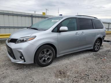Toyota Sienna 2019