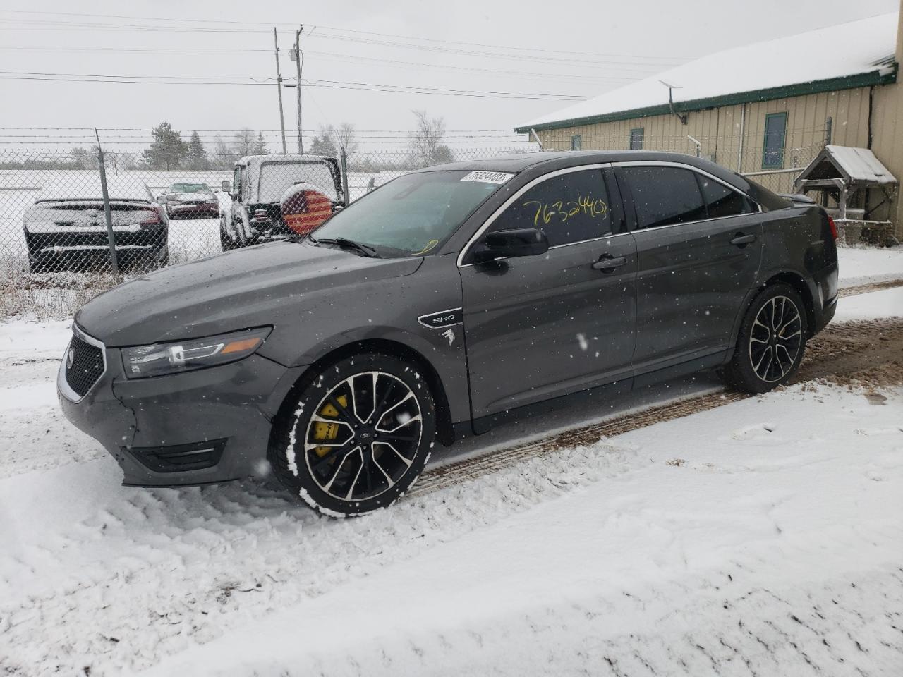 Ford Taurus 2017