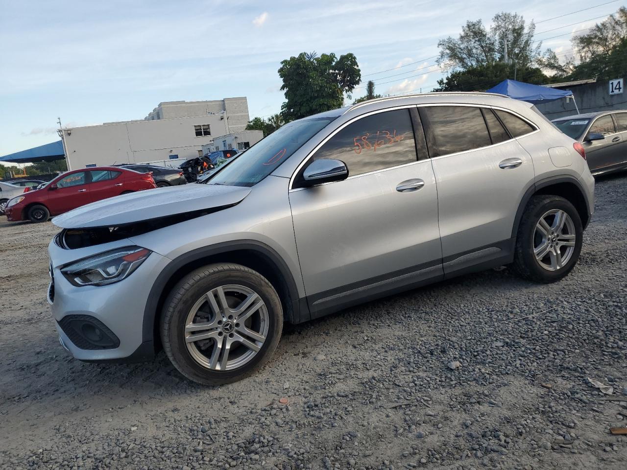 Mercedes-benz Gla-class 2021