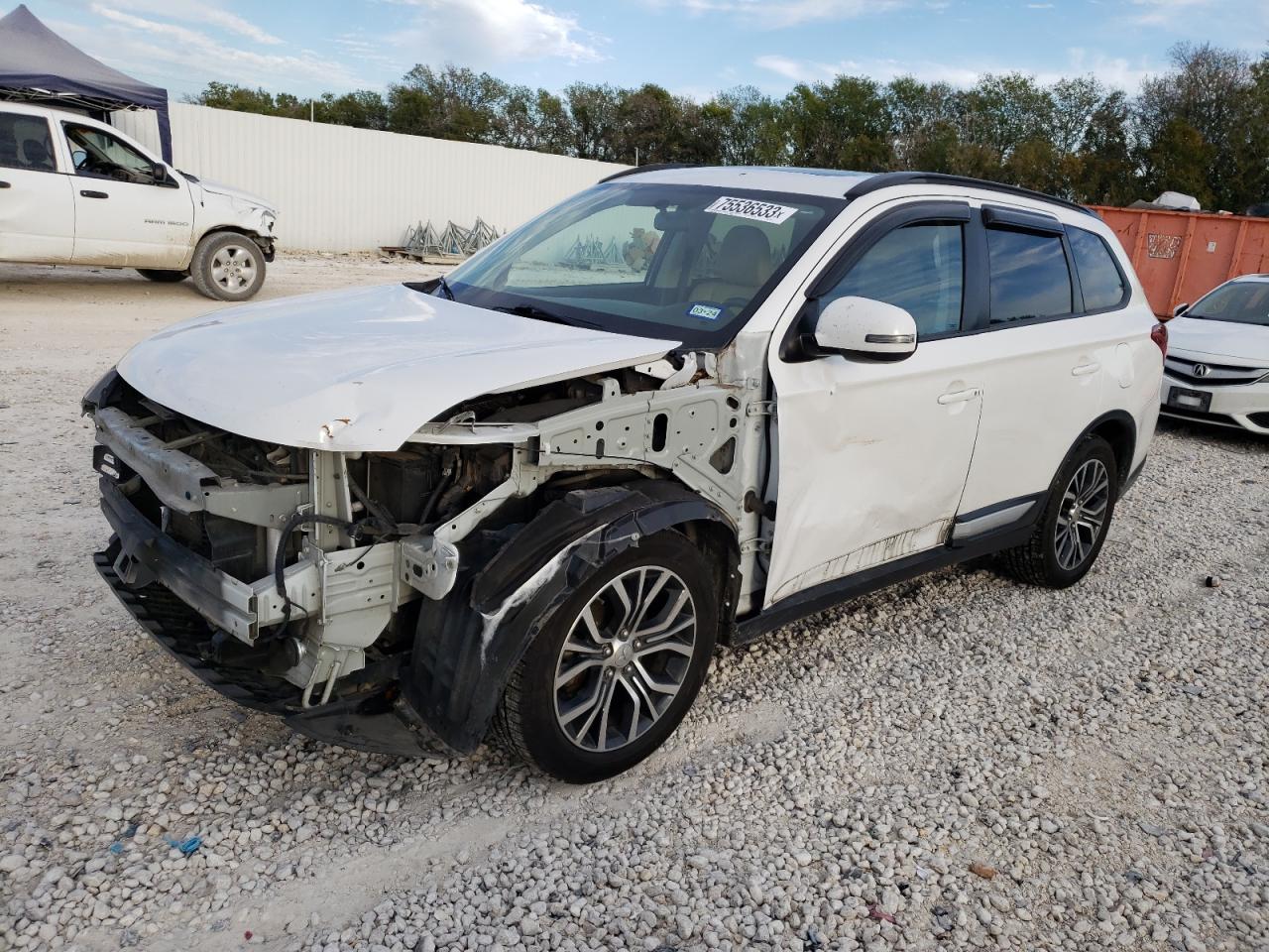 Mitsubishi Outlander 2016