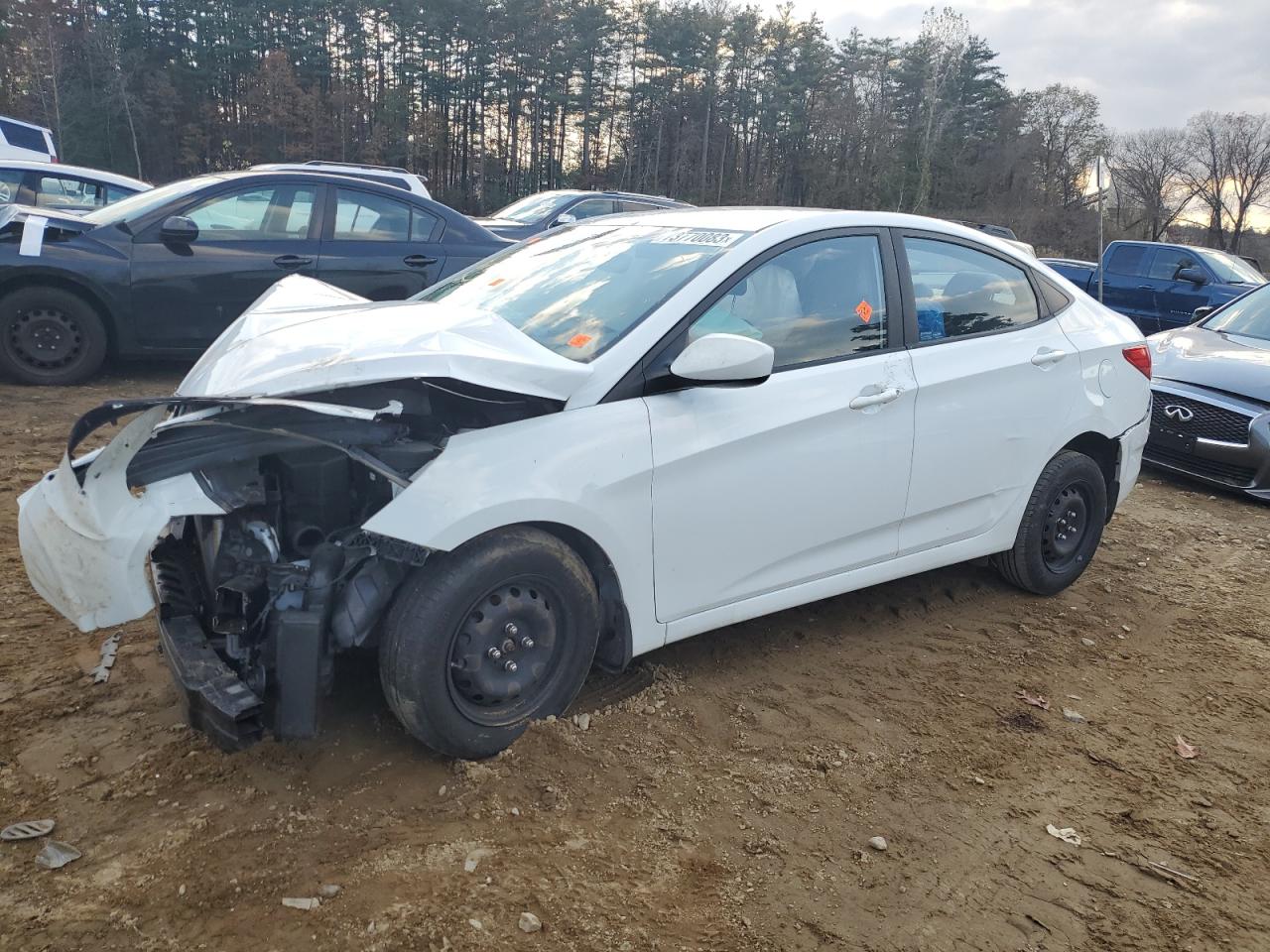 Hyundai Accent 2015