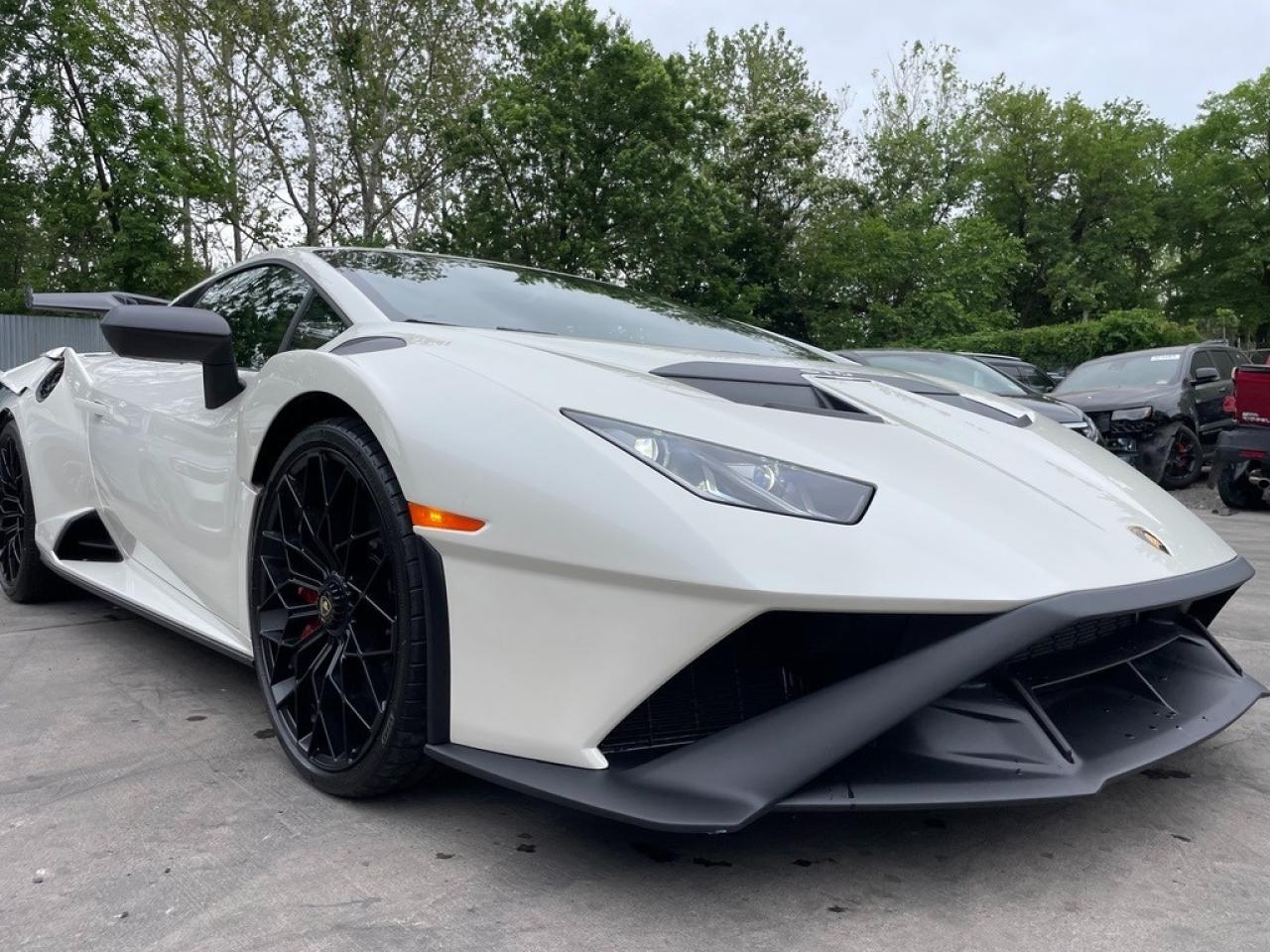 Lamborghini Huracan 2023