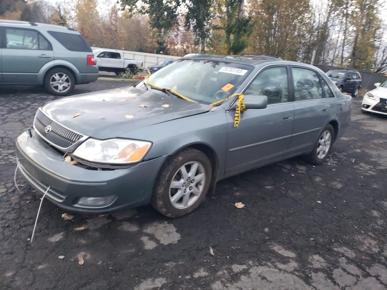 Toyota Avalon 2001