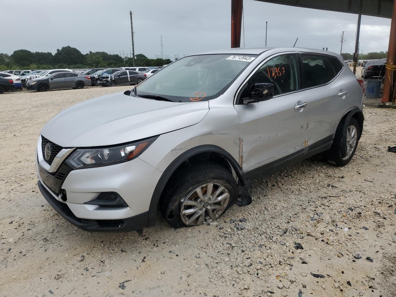 Nissan Rogue sport 2021
