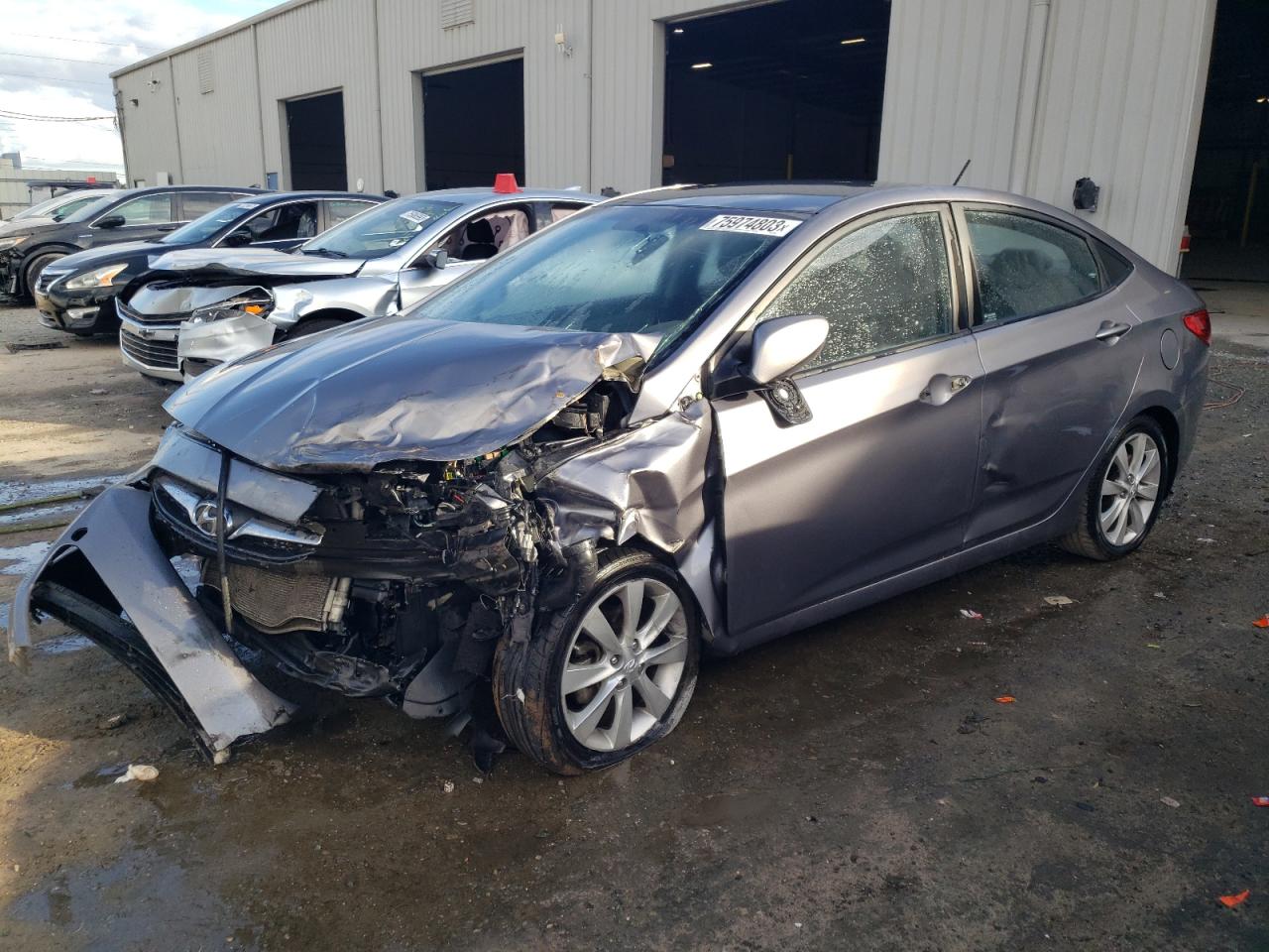 Hyundai Accent 2013