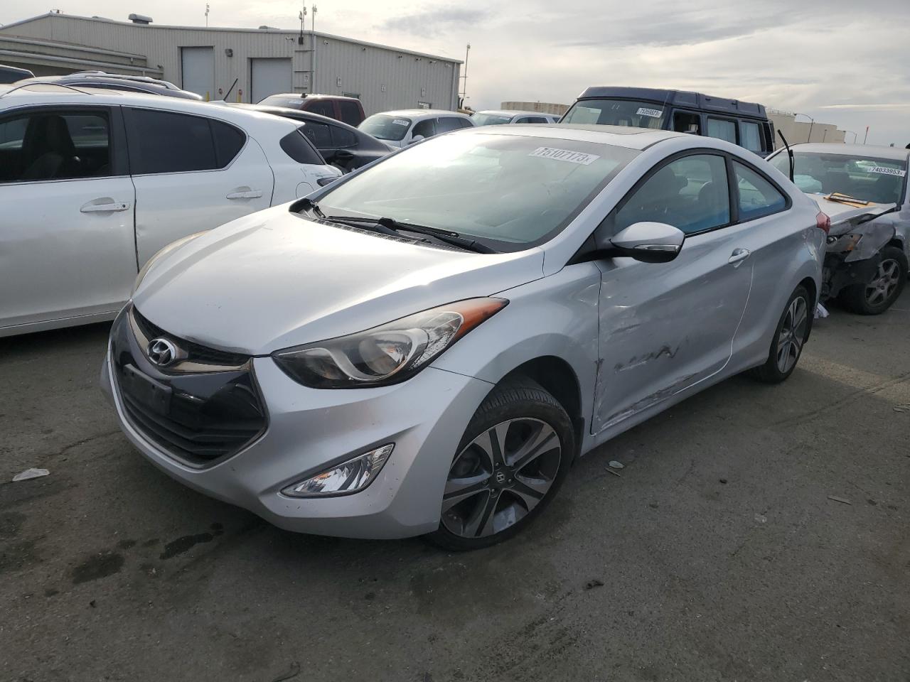 Hyundai Elantra coupe 2013