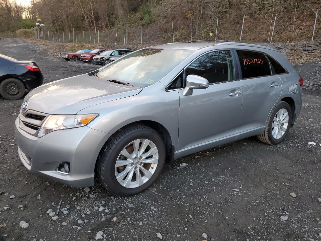 TOYOTA VENZA 2015