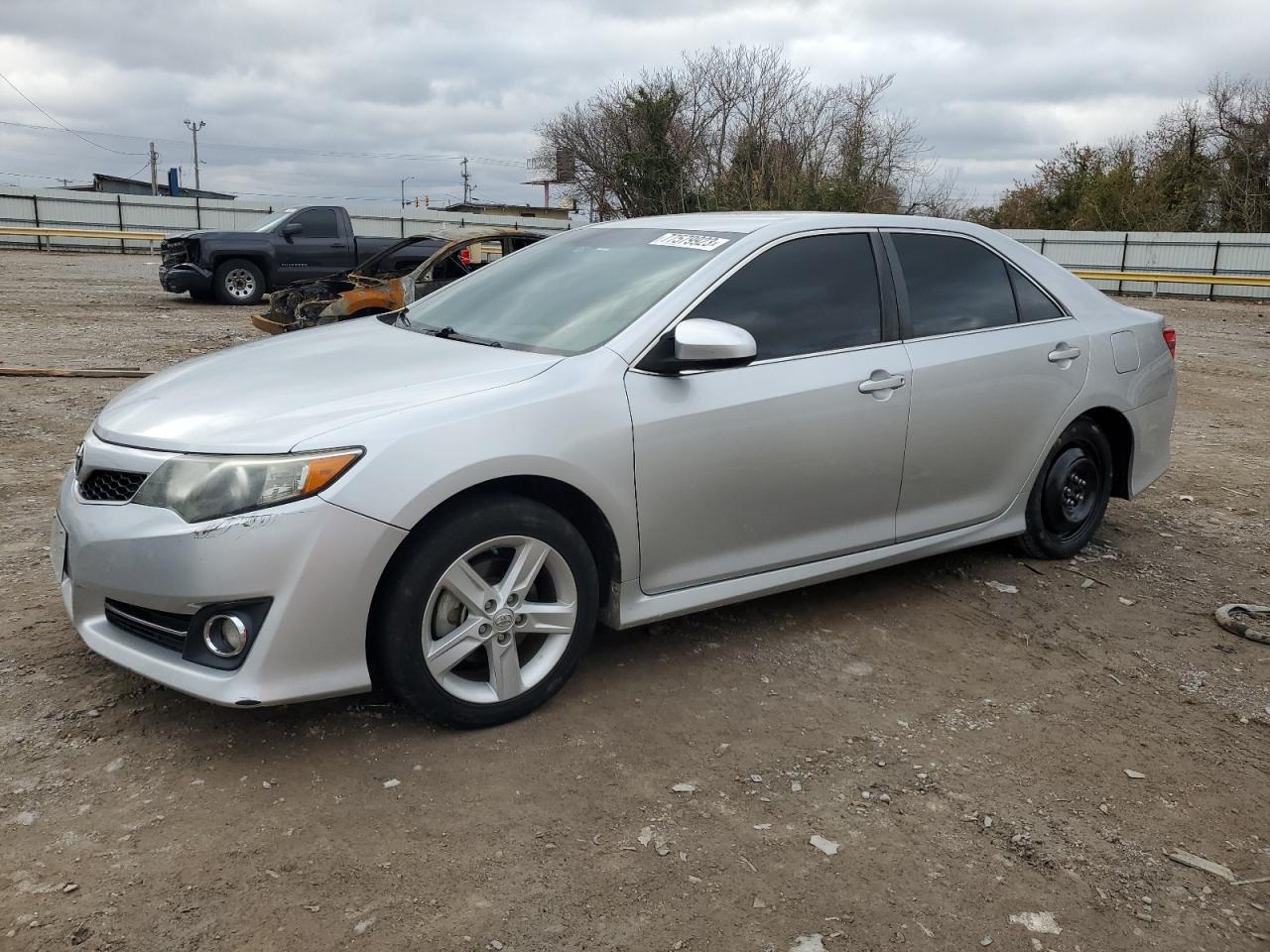 Toyota Camry 2014