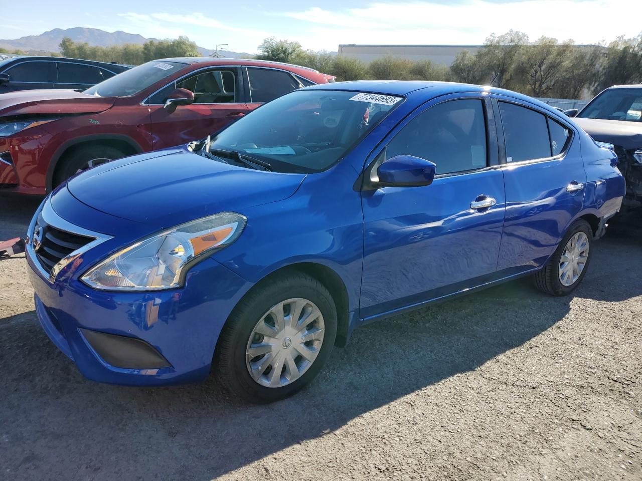 Nissan Versa 2015