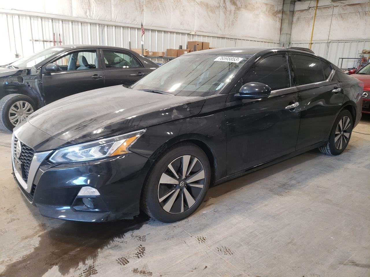 Nissan Altima 2019