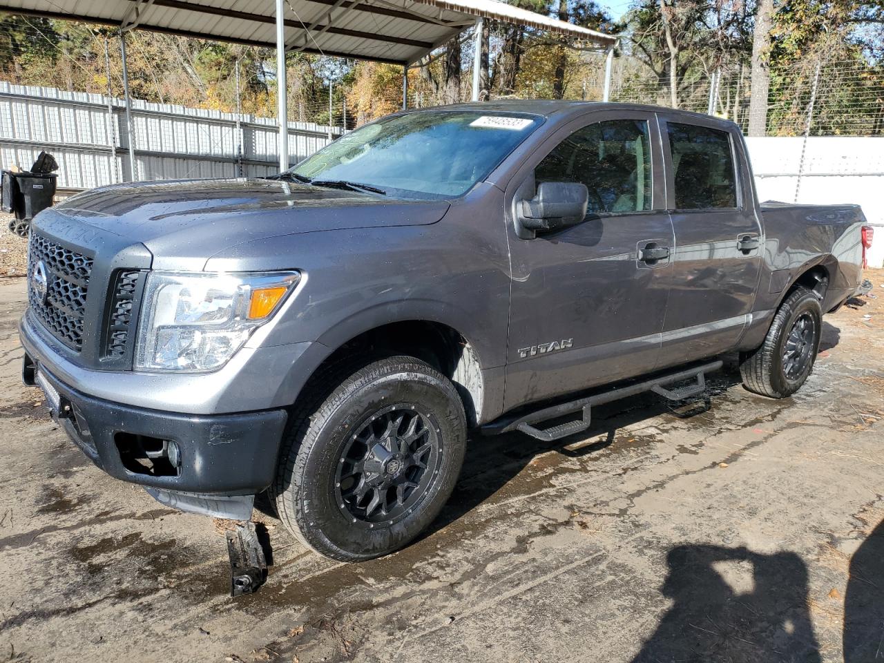 Nissan Titan 2017