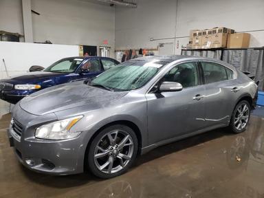 Nissan Maxima 2014