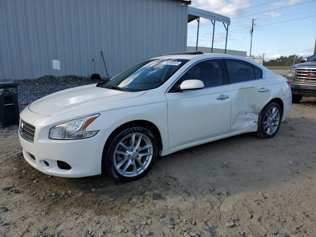 Nissan Maxima 2010