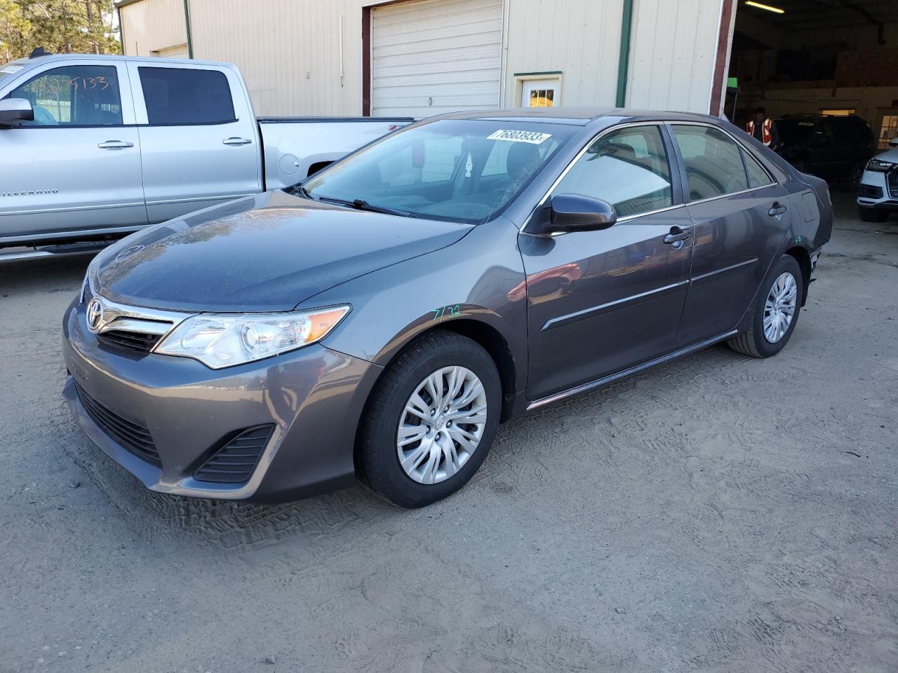 Toyota Camry 2014