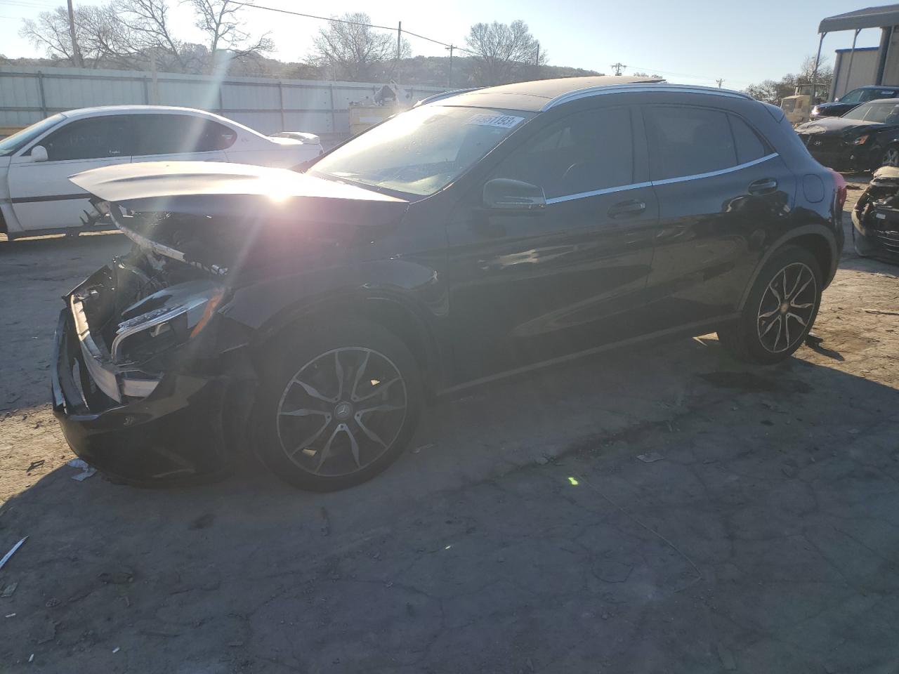 MERCEDES-BENZ GLA-CLASS 2015