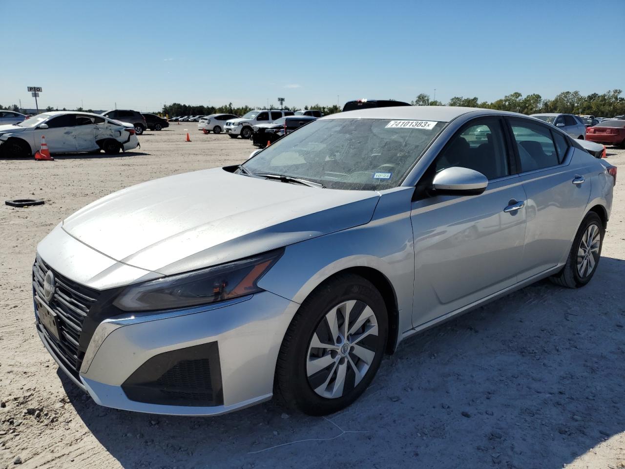 Nissan Altima 2023