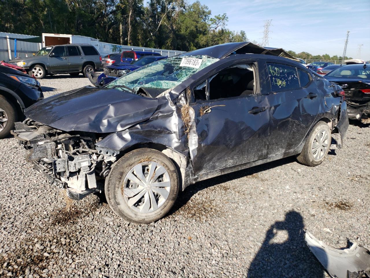 Nissan Versa 2022